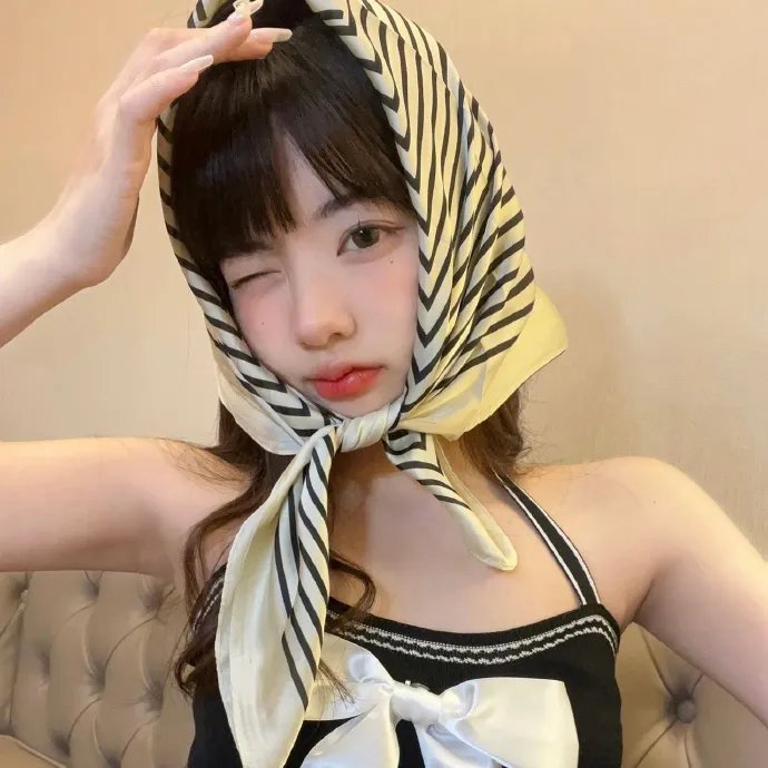 圣阿加莎封面
