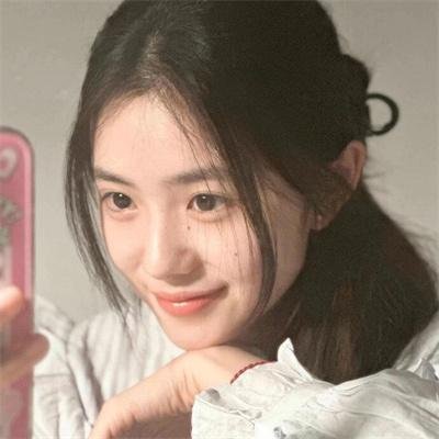 俏女怀春封面